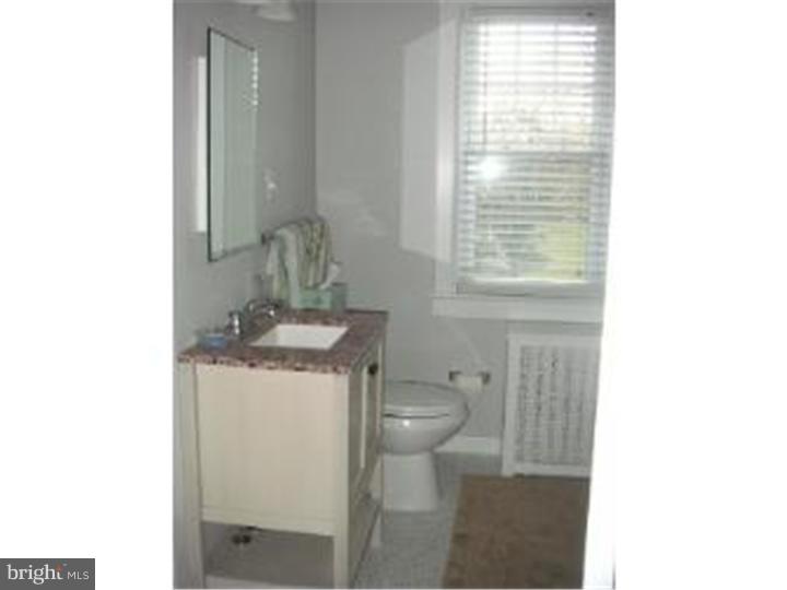 451 Fairfax Road Drexel Hill, PA 19026 - Photo 16 of 25 Bathroom