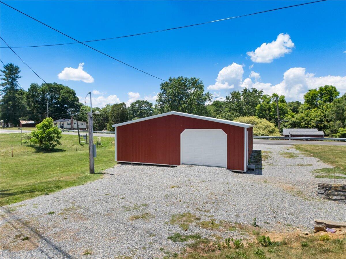 5662 Old Rte 11 Dublin, VA 24084 - Photo 12 of 71 12-DJI_20260617134605_0008_D