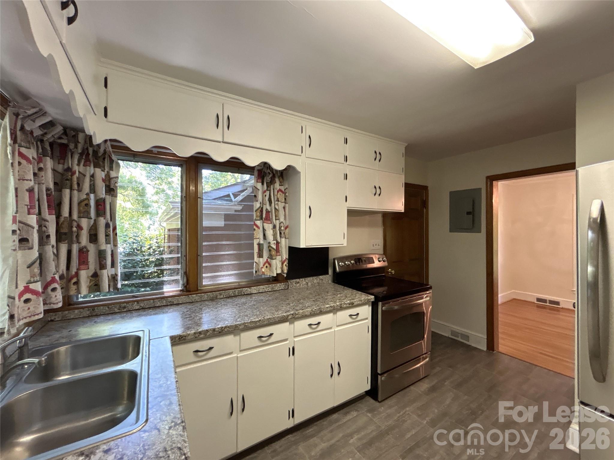 6602 Allen Black Road Matthews, NC 28104 - Photo 9 of 22