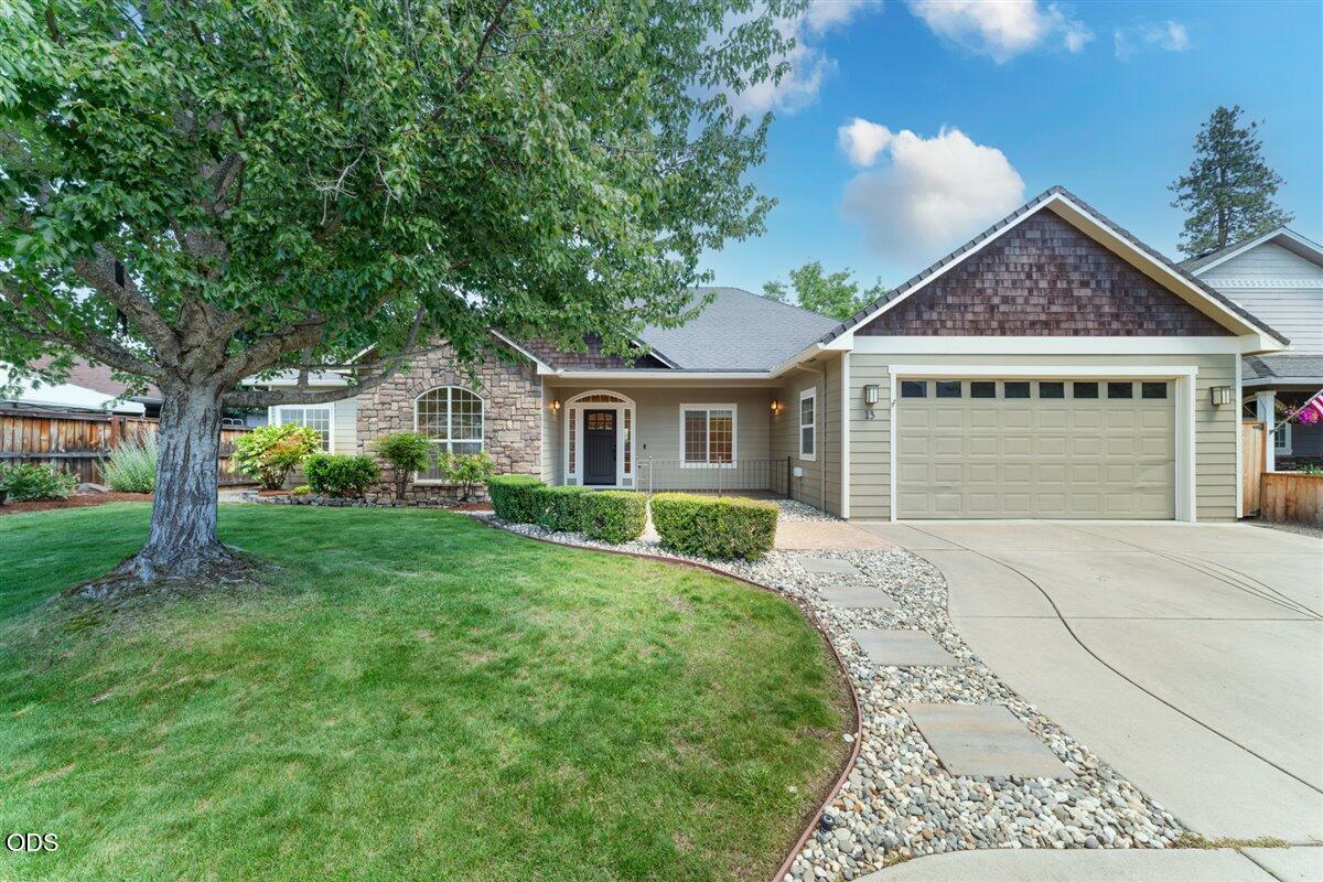 13 Portabello Way Eagle Point, OR 97524 - Photo 1 of 51