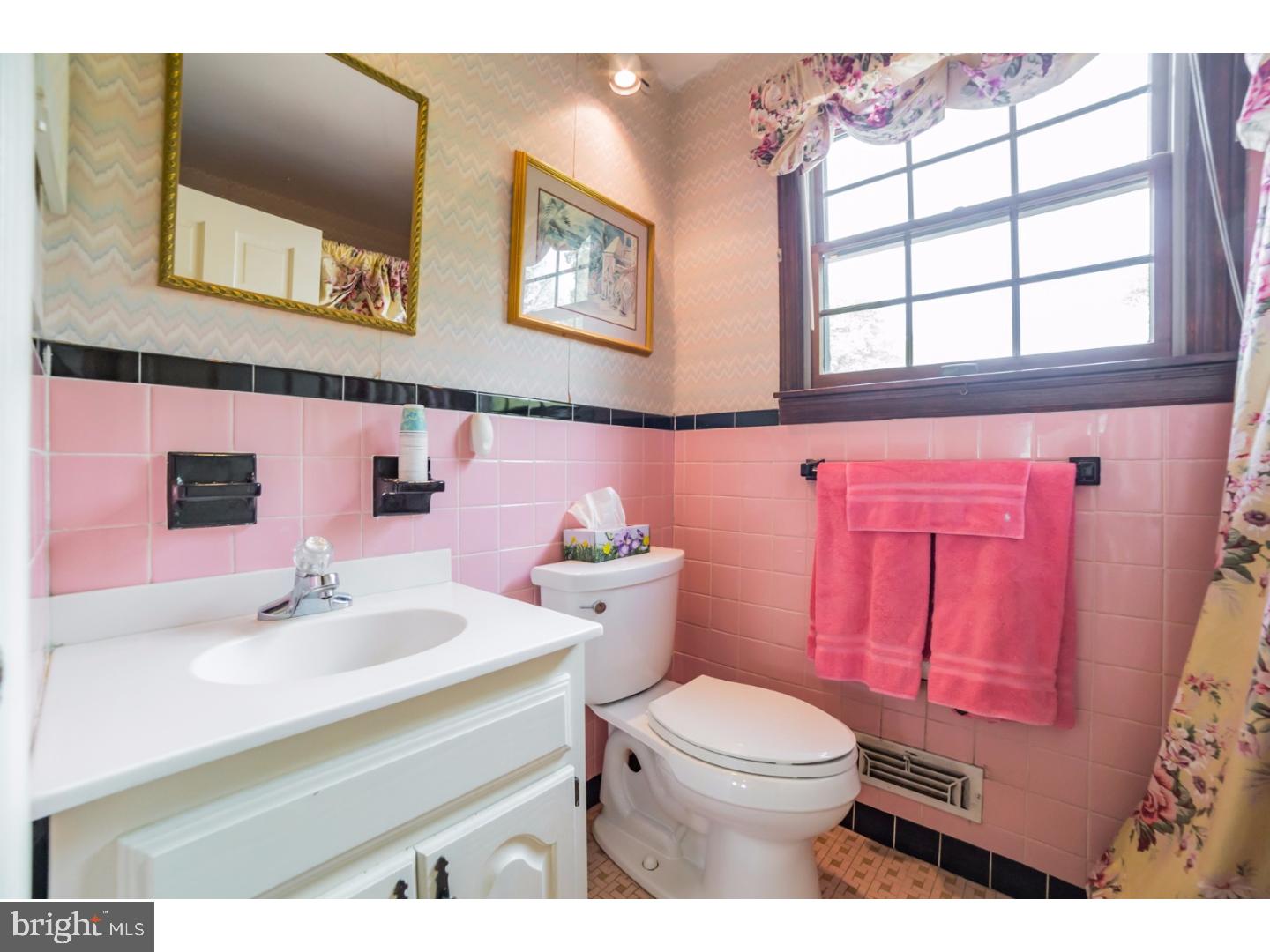 895 Hemlock Road Warminster, PA 18974 - Photo 20 of 22 Bathroom