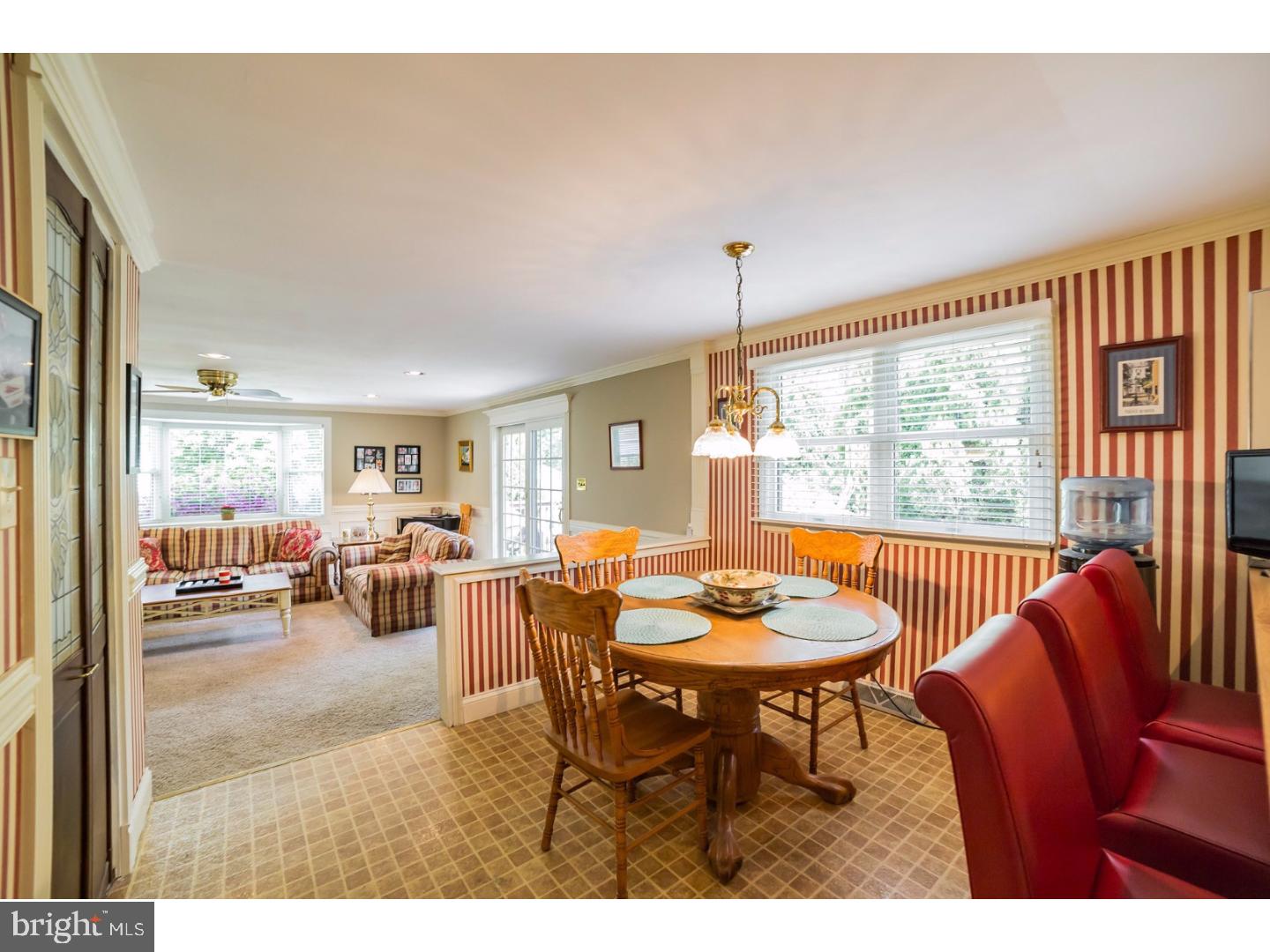 895 Hemlock Road Warminster, PA 18974 - Photo 8 of 22 Kitchen