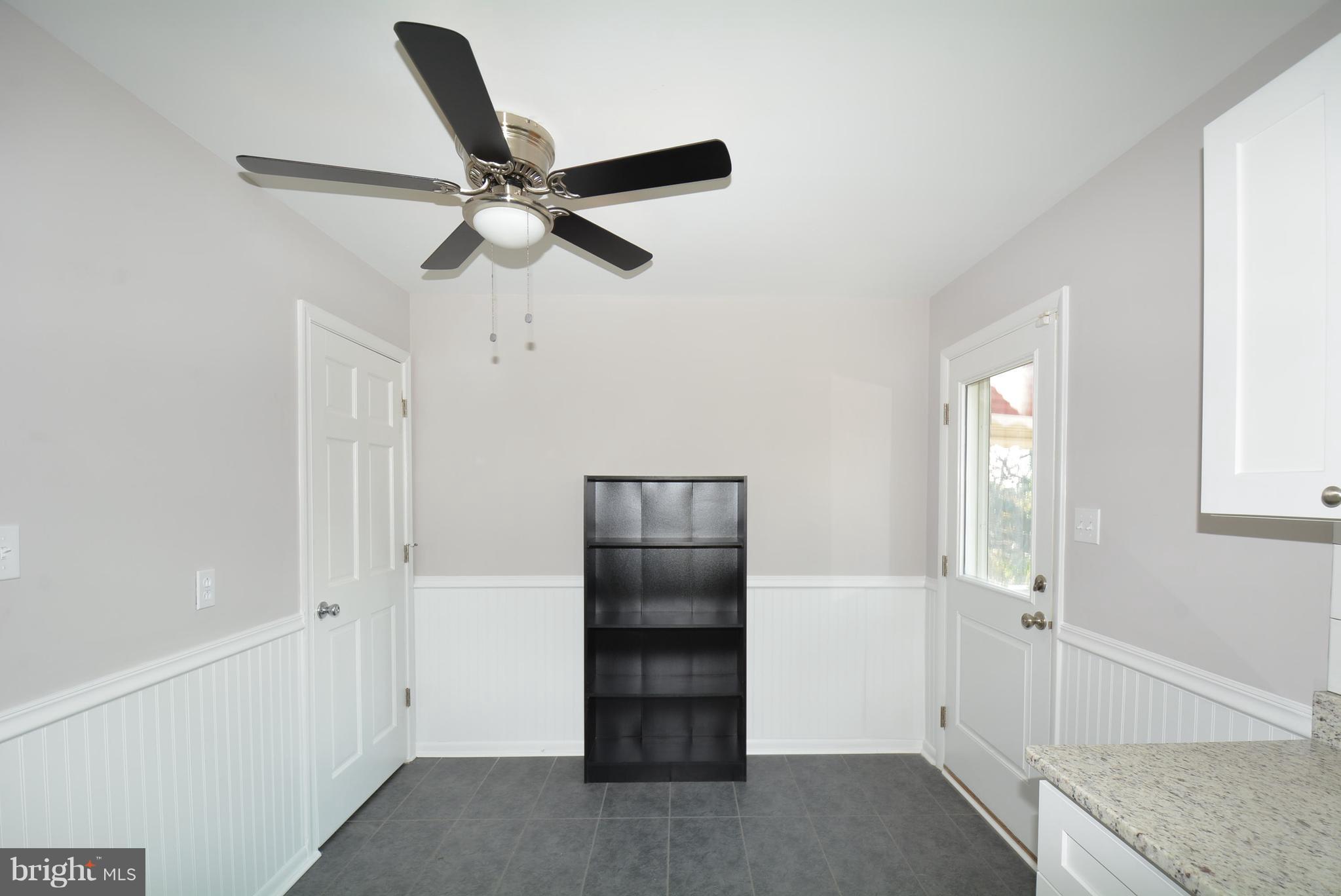 280 Blakeney Road Baltimore, MD 21228 - Photo 6 of 34 Gallery Image 6