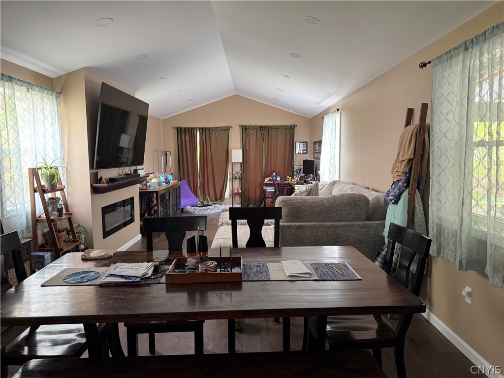 52 Beechwood Road New Hartford, NY 13413 - Photo 10 of 22 Combination living/dining room