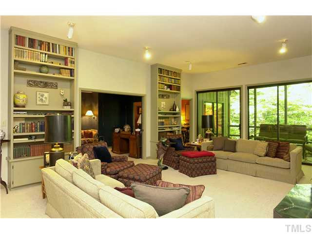 2005 Nakoma Place Raleigh, NC 27607 - Photo 7 of 25 Photo 7