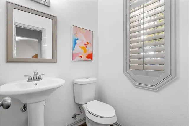 $585,000 | 5708 Plantation Lane, Frisco, TX 75035