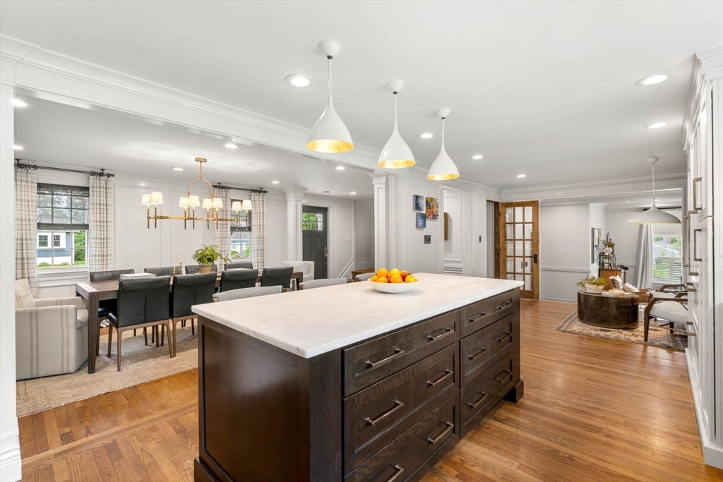 23 Patriot Road Burlington, MA 01803 - Photo 8 of 42