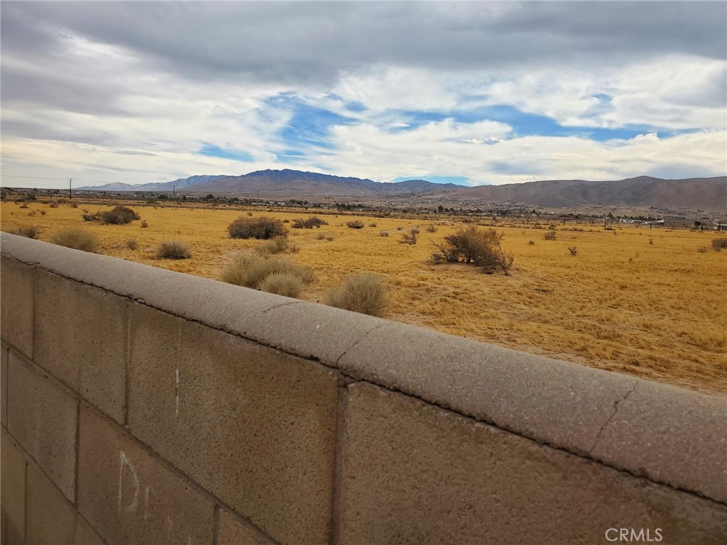 21621 Sandia Road, Unit 150 Apple Valley, CA 92308 - Photo 3 of 45 a view of an ocean and beach