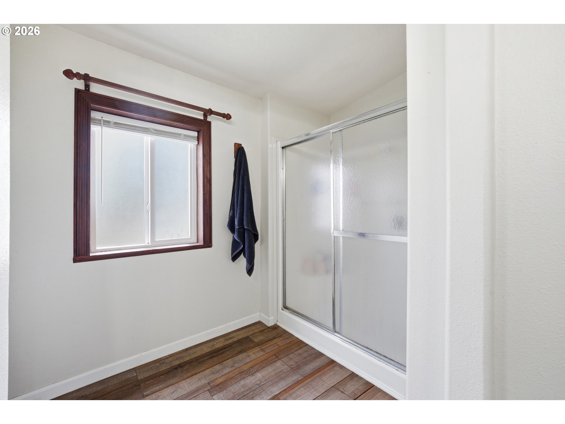 655 Northeast Burnett Road, Unit 91 McMinnville, OR 97128 - Photo 21 of 27 a view of empty room