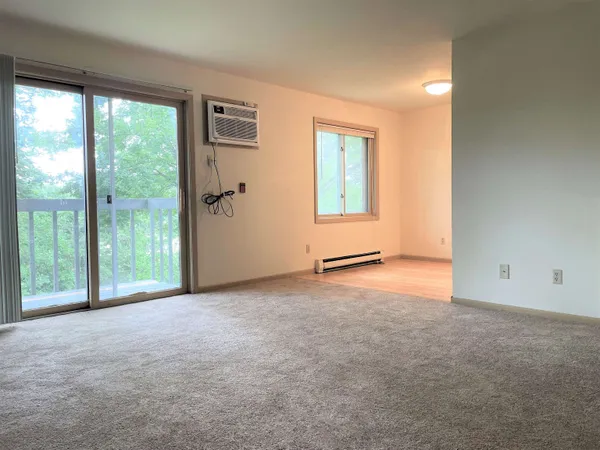 $999,900 | 914 North Oak Street, Madison, WI 53704