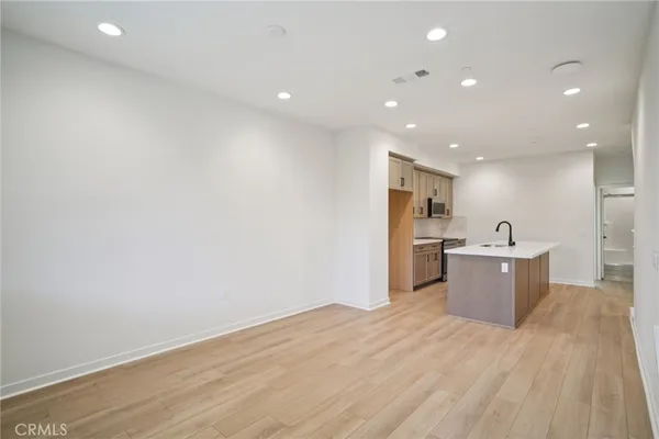 $938,880 | 152 Balsawood, Tustin, CA 92780