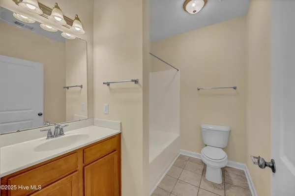 $237,000 | 618 Condo Club Drive, Unit 308, Wilmington, NC 28412