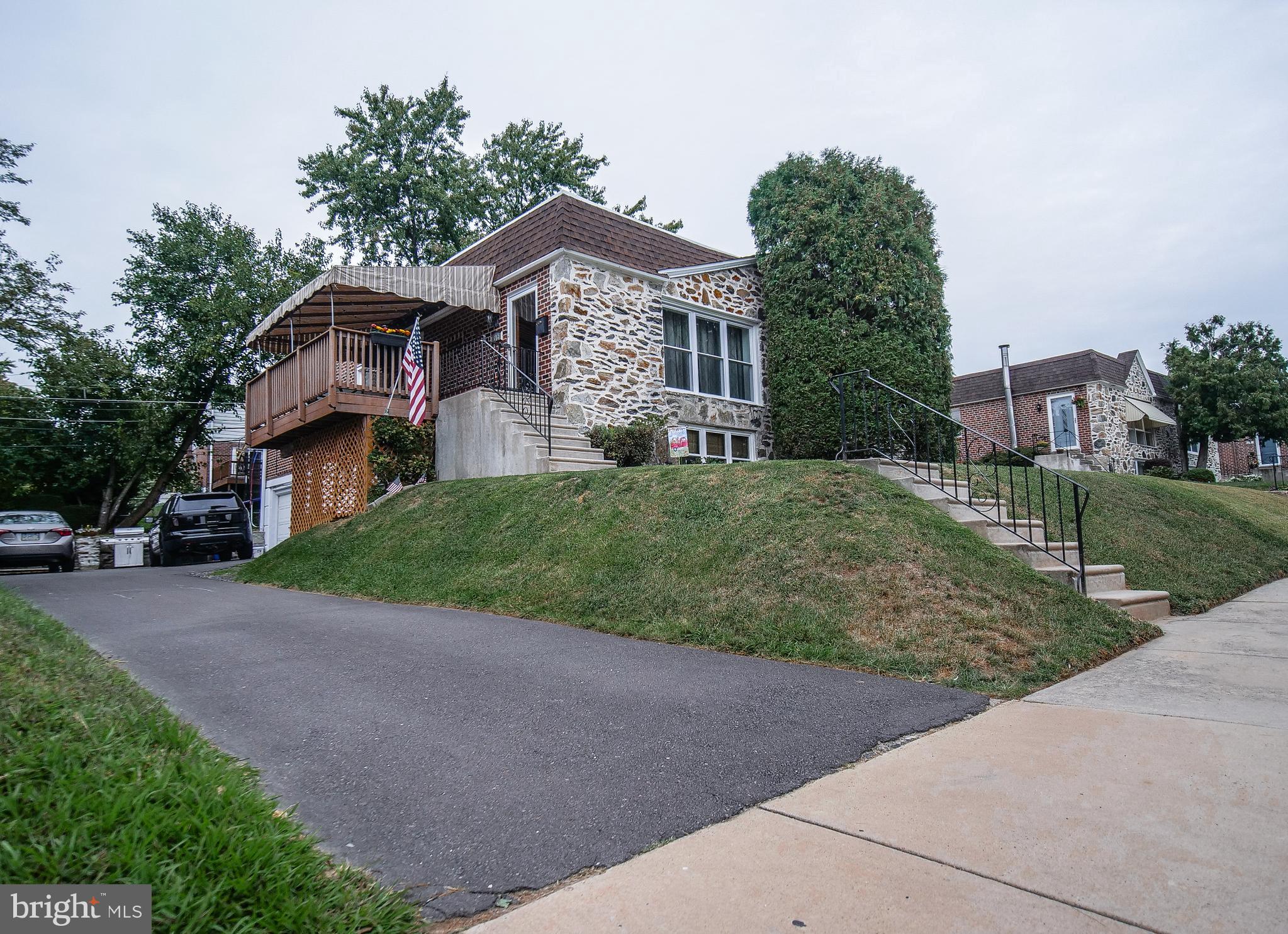 613 Colebrook Road Philadelphia, PA 19115 - Photo 2 of 71 Gallery Image 2
