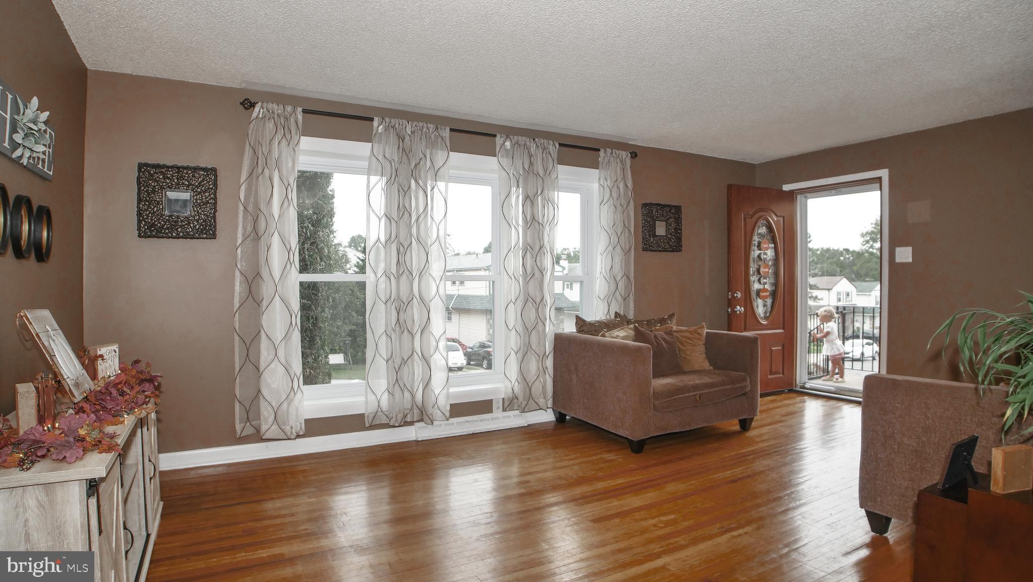 613 Colebrook Road Philadelphia, PA 19115 - Photo 28 of 71 Gallery Image 28