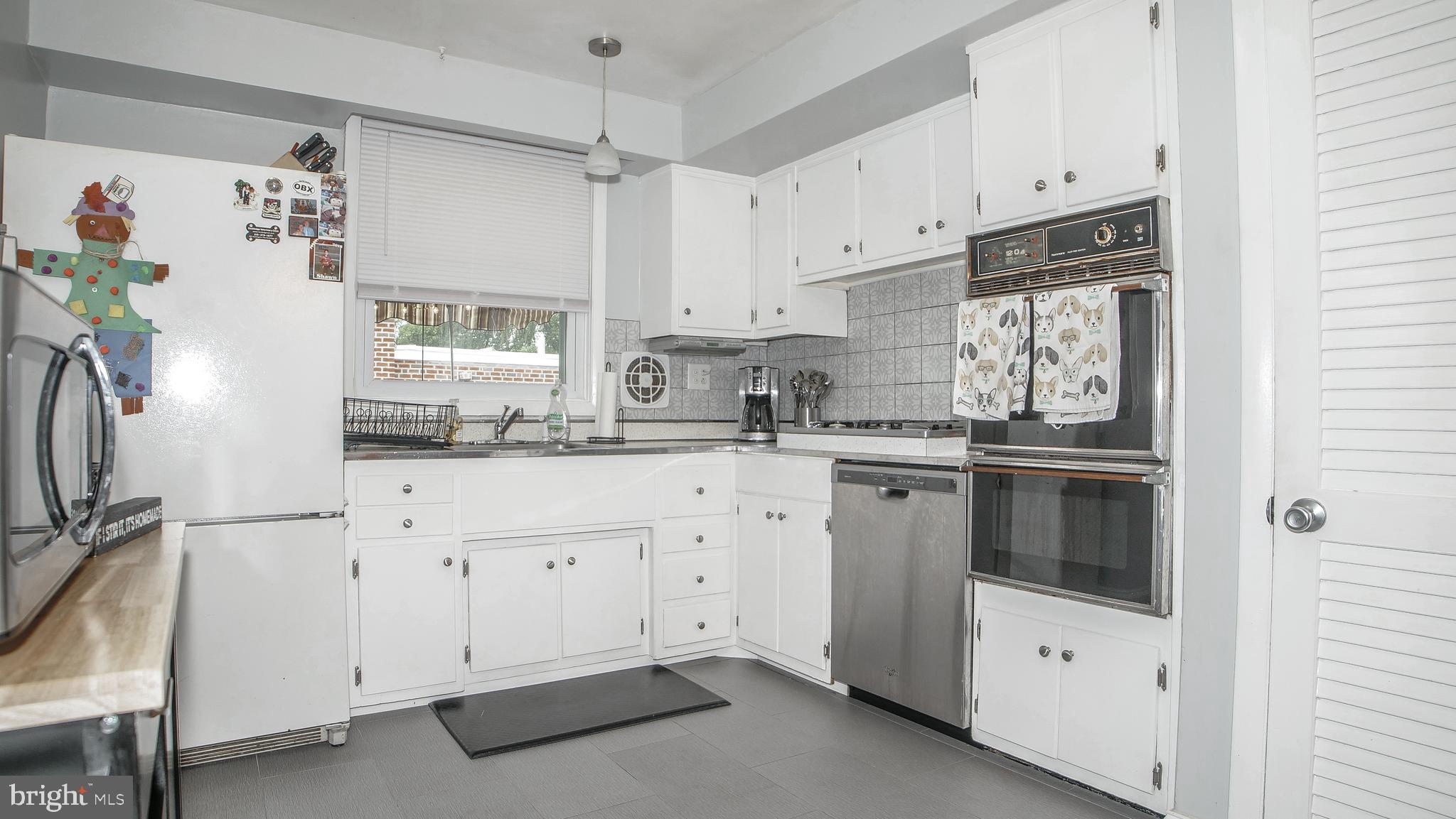 613 Colebrook Road Philadelphia, PA 19115 - Photo 34 of 71 Gallery Image 34