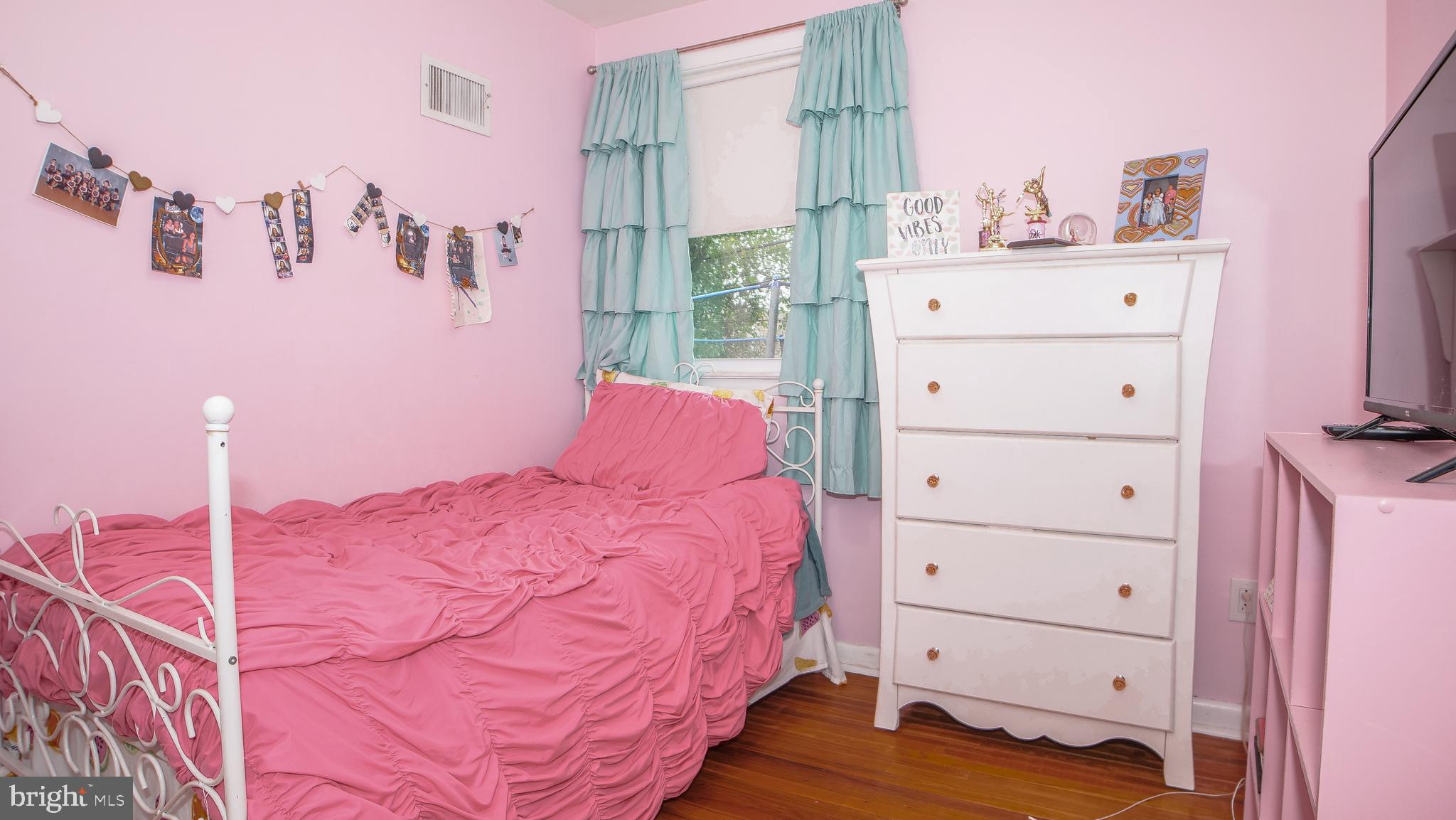 613 Colebrook Road Philadelphia, PA 19115 - Photo 43 of 71 Gallery Image 43