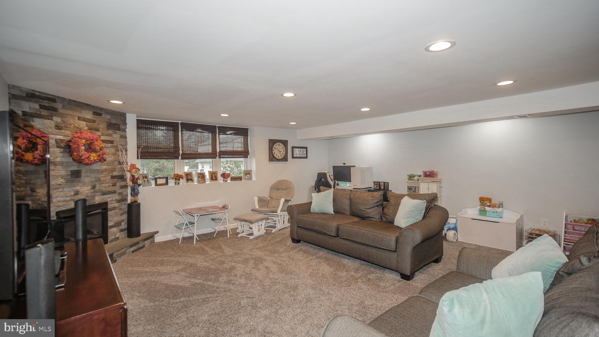 613 Colebrook Road Philadelphia, PA 19115 - Photo 68 of 71 Gallery Image 68