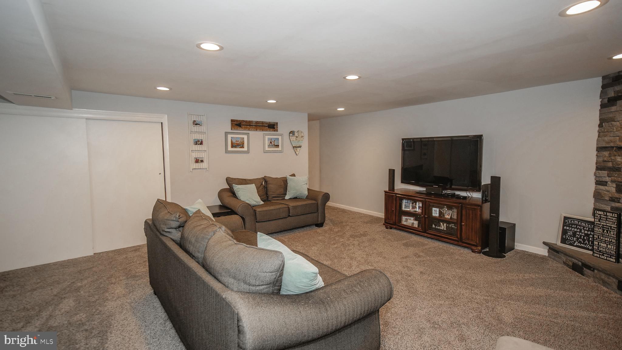 613 Colebrook Road Philadelphia, PA 19115 - Photo 70 of 71 Gallery Image 70