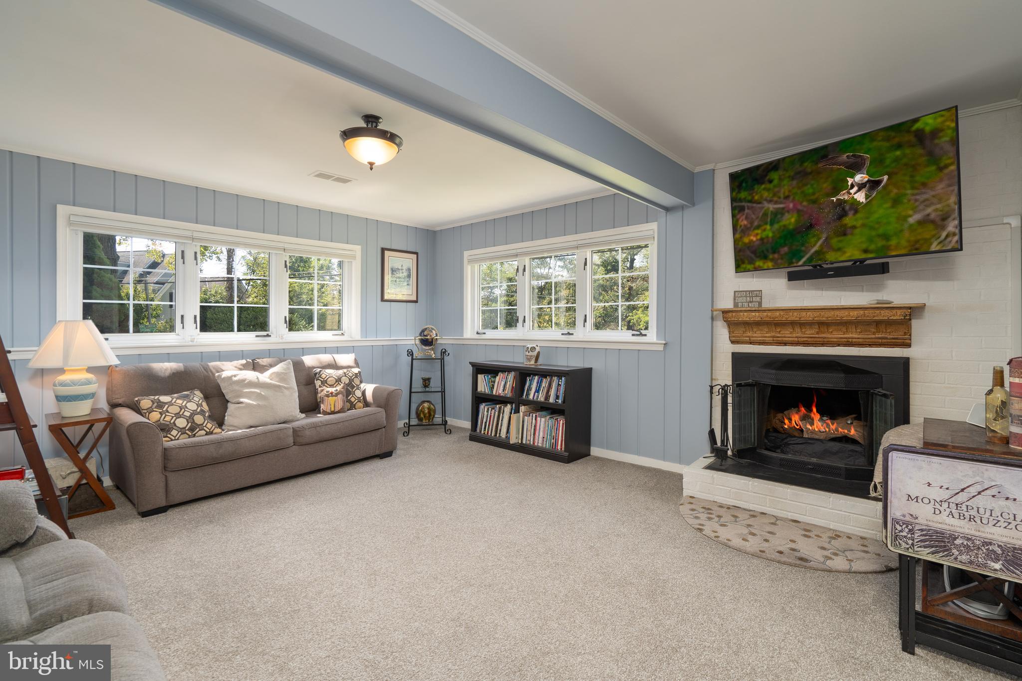 2602 Turbridge Lane Alexandria, VA 22308 - Photo 3 of 3 nicely updated family room