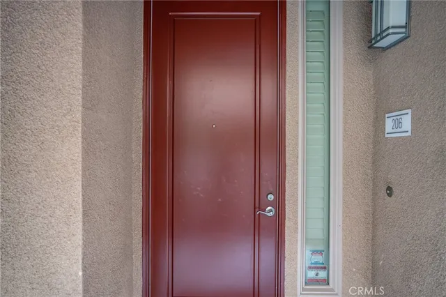 $818,800 | 201 East Angeleno Avenue, Unit 206, Burbank, CA 91502