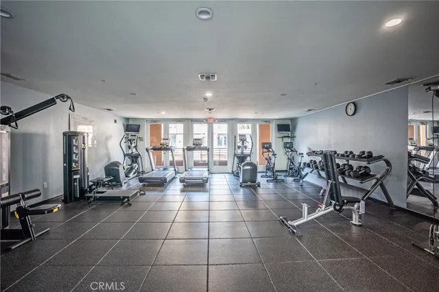 $818,800 | 201 East Angeleno Avenue, Unit 206, Burbank, CA 91502