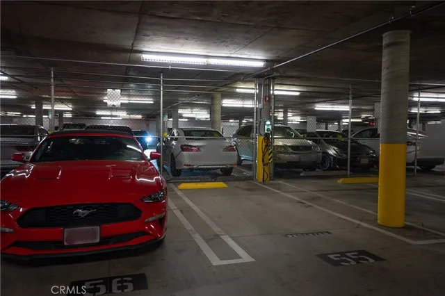 $818,800 | 201 East Angeleno Avenue, Unit 206, Burbank, CA 91502