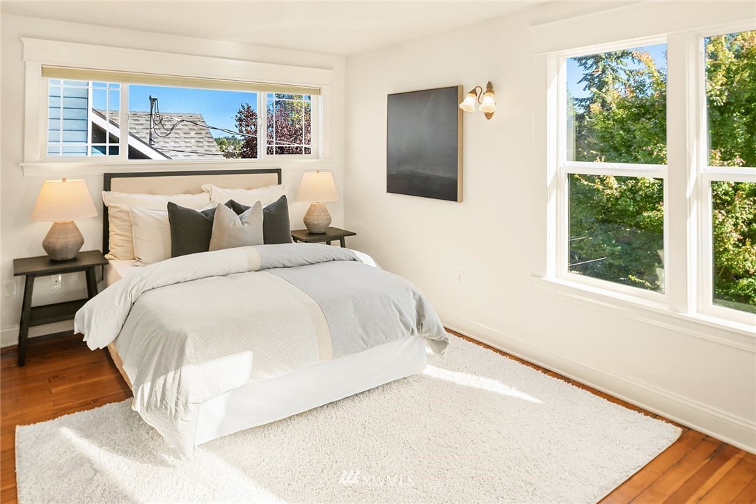 906 North 83rd Street Seattle, WA 98103 - Photo 14 of 27