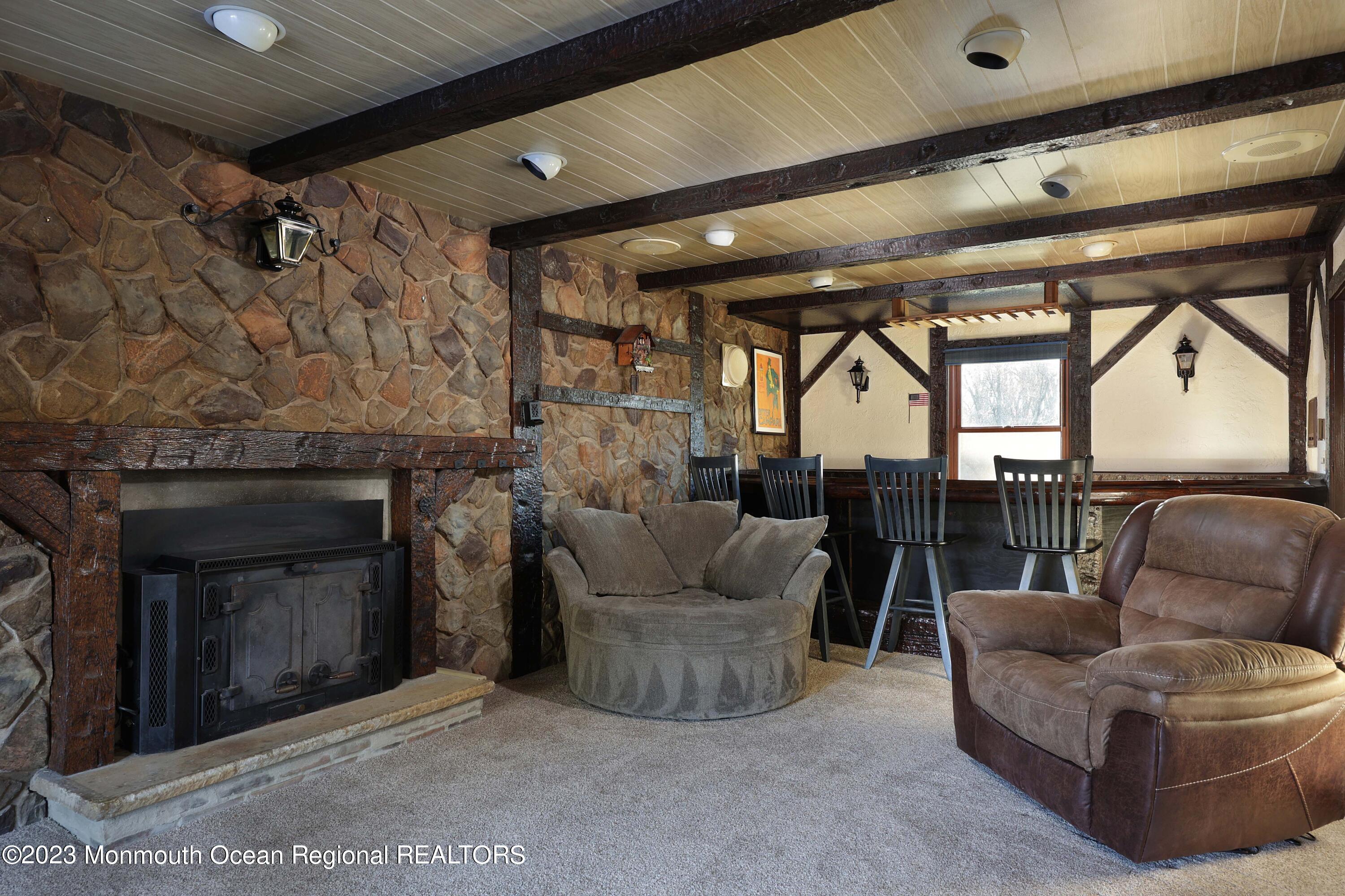 79 Ivy Hill Road Red Bank, NJ 07701 - Photo 16 of 45 758A3254