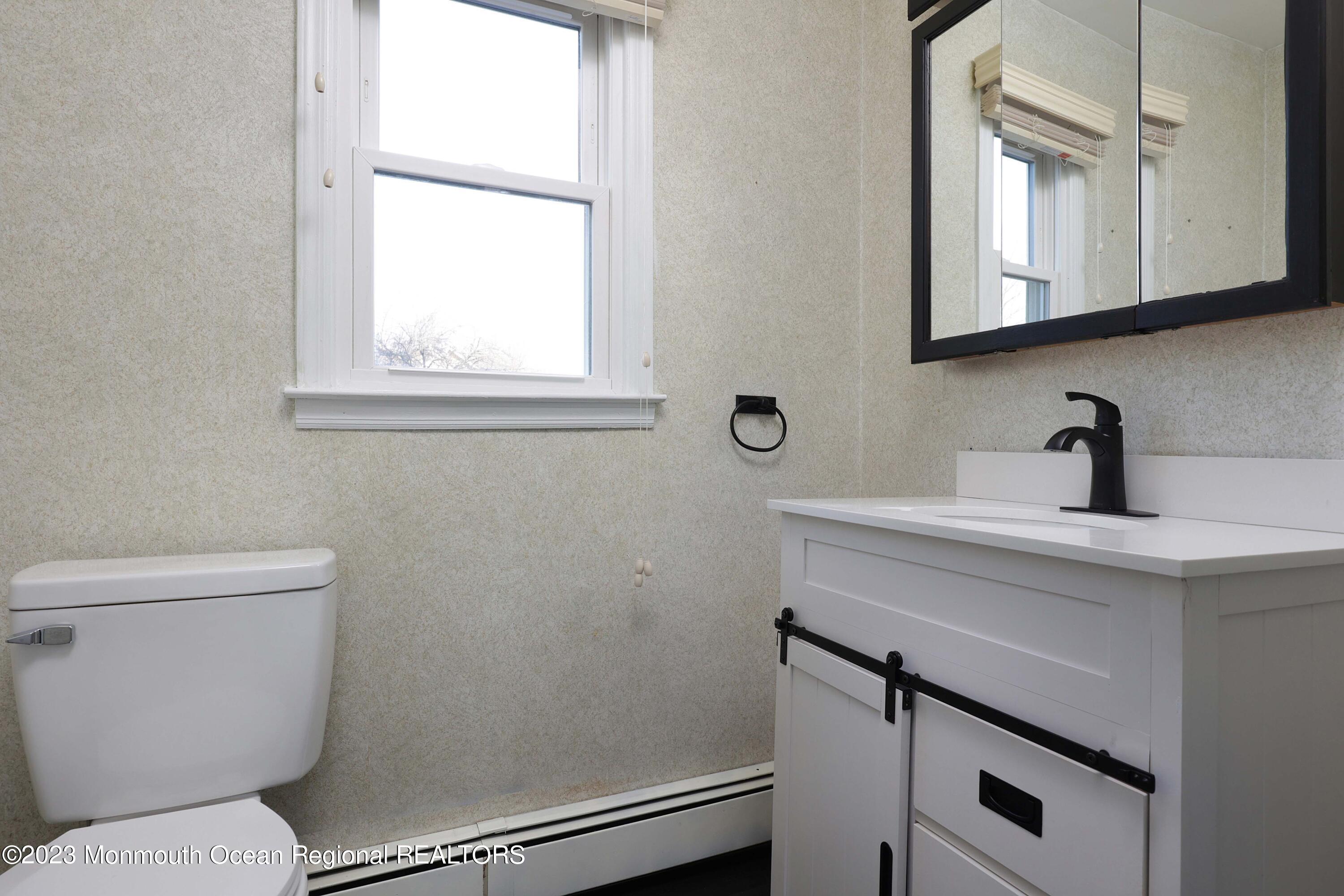 79 Ivy Hill Road Red Bank, NJ 07701 - Photo 19 of 45 758A3267