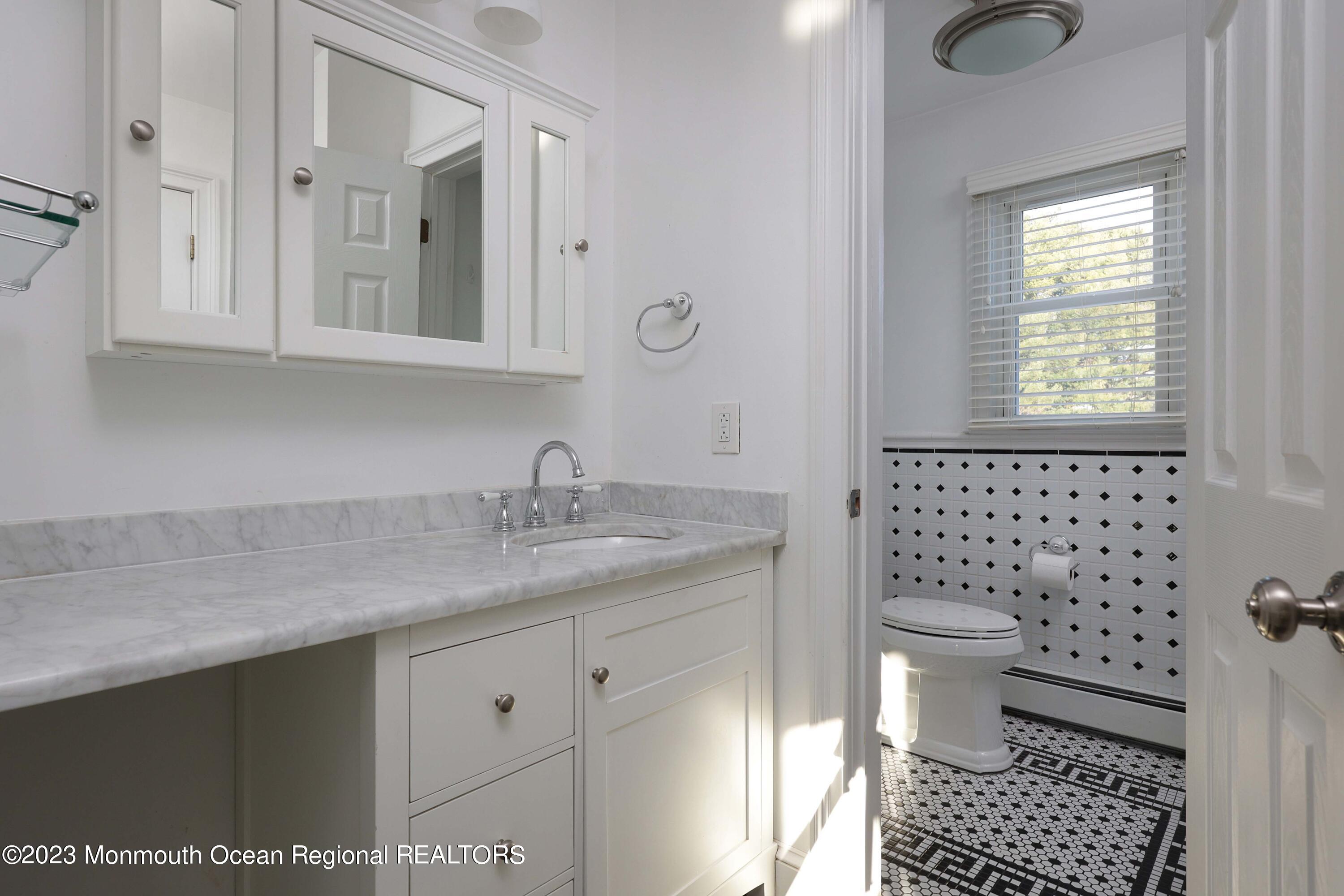 79 Ivy Hill Road Red Bank, NJ 07701 - Photo 26 of 45 758A3297