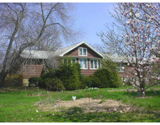 5 Suncrest Road Andover, MA 01810 - Photo 2 of 9 Gallery Image 2