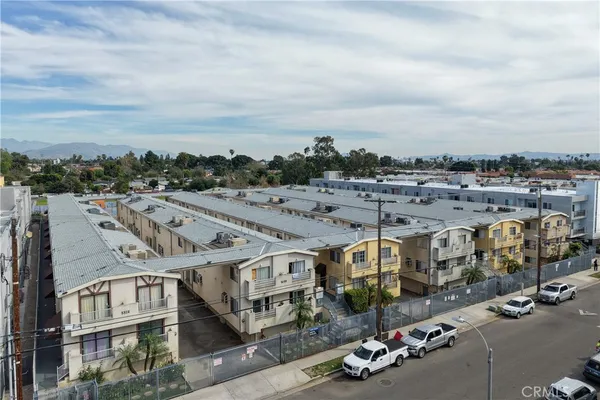 $598,000 | 8800 Burnet Avenue, Unit 15, North Hills, CA 91343