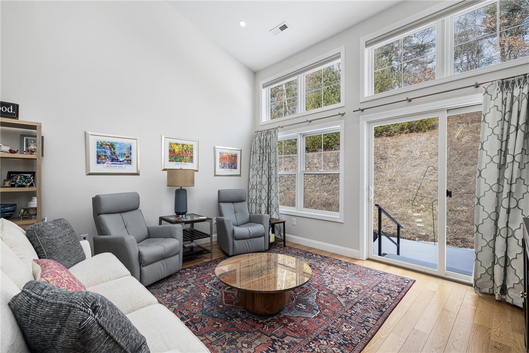 1 Overlook Lane Glocester, RI 02814 - Photo 25 of 41