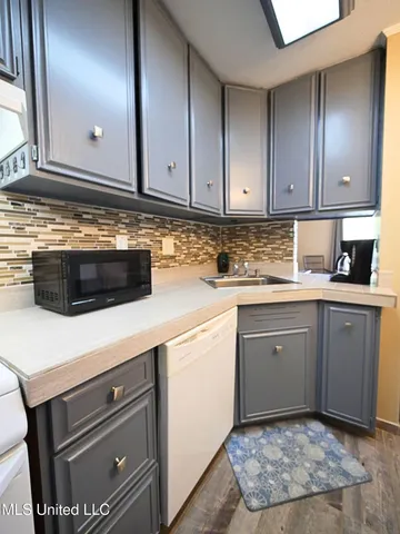 $79,000 | 208 Lakeside Villa, Unit A, Diamondhead, MS 39525