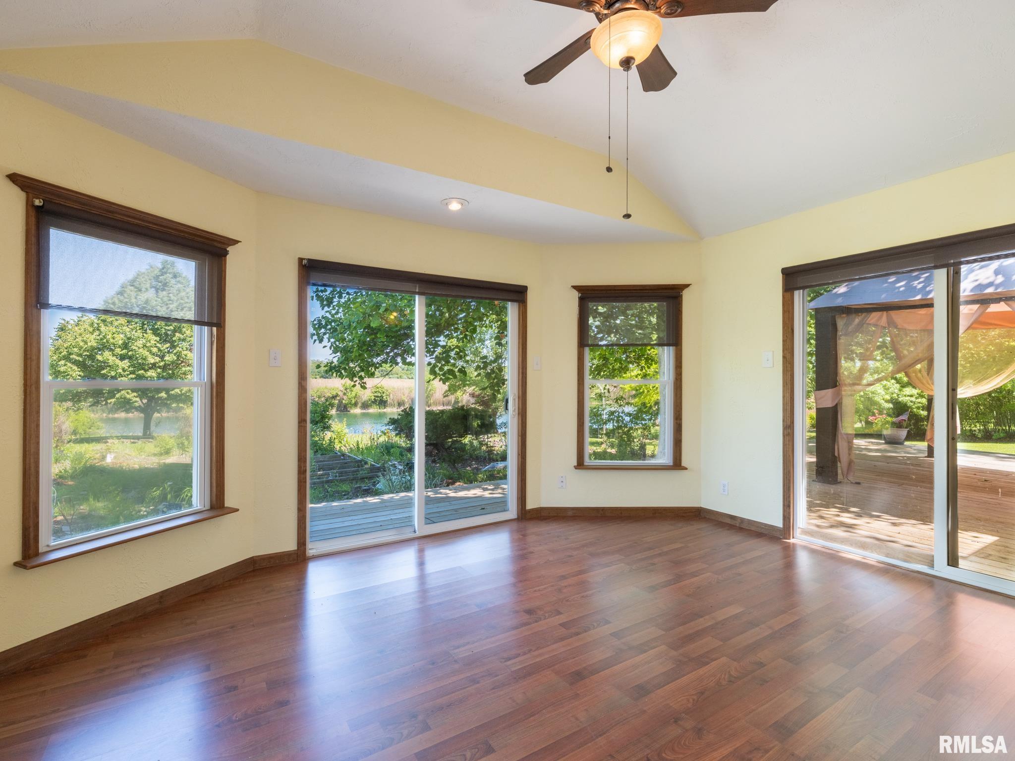 23397 North Taylor Road Canton, IL 61520 - Photo 44 of 74
