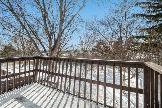 $2,395 | 1995 Monday Drive, Elgin, IL 60123