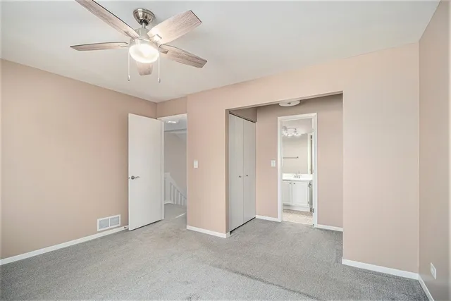 $2,395 | 1995 Monday Drive, Elgin, IL 60123