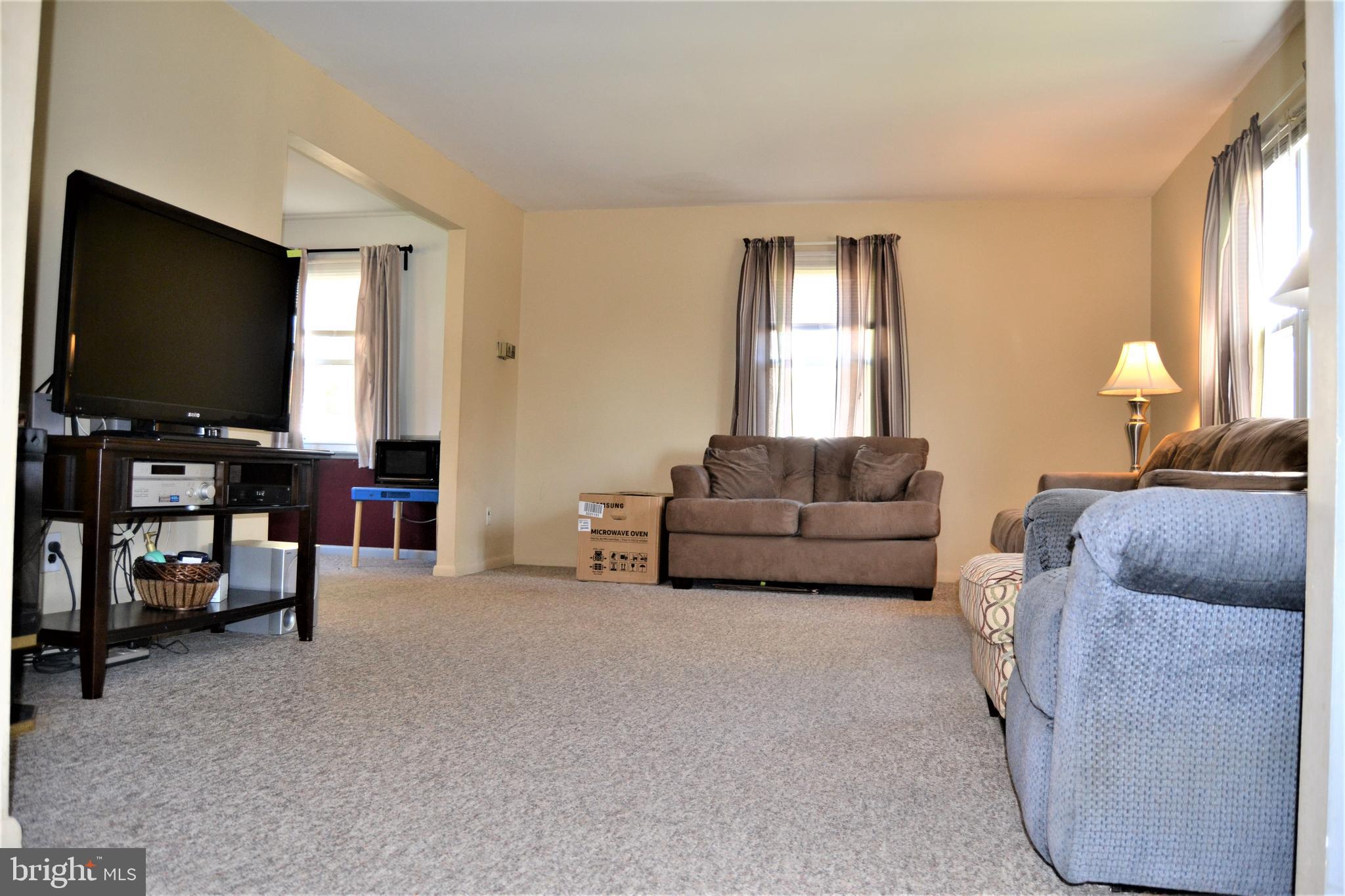 1310 North Rolling Road Baltimore, MD 21228 - Photo 14 of 62