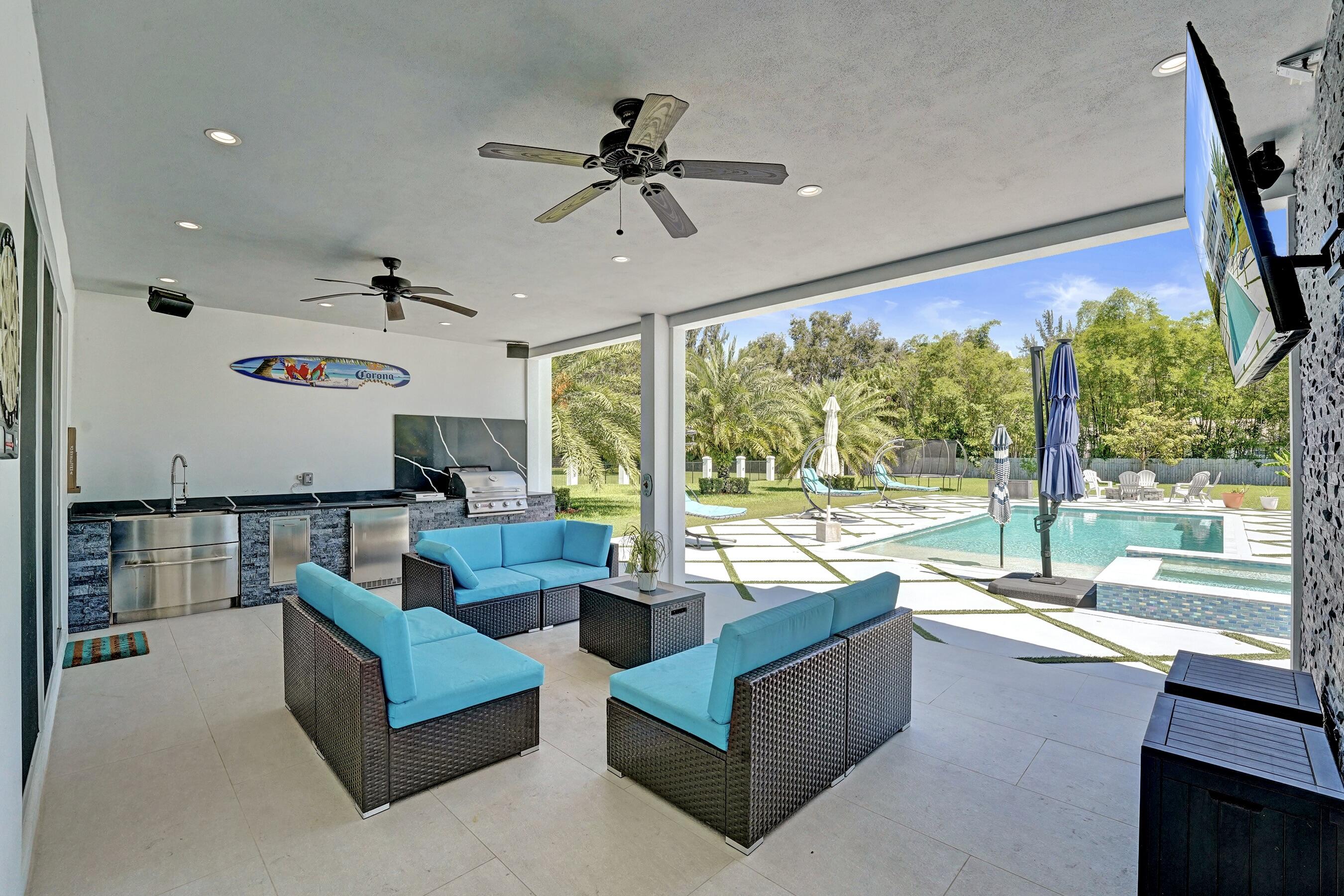 11201 Southwest 3rd Street Plantation, FL 33325 - Photo 68 of 79 Patio