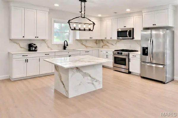 $349,000 | 18910 Lambeau Trail, Monroe City, MO 63456