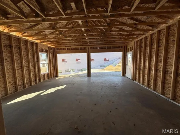 $349,000 | 18910 Lambeau Trail, Monroe City, MO 63456