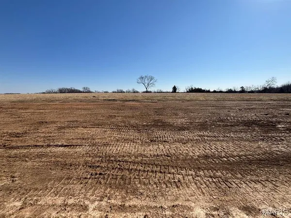 $349,000 | 18910 Lambeau Trail, Monroe City, MO 63456