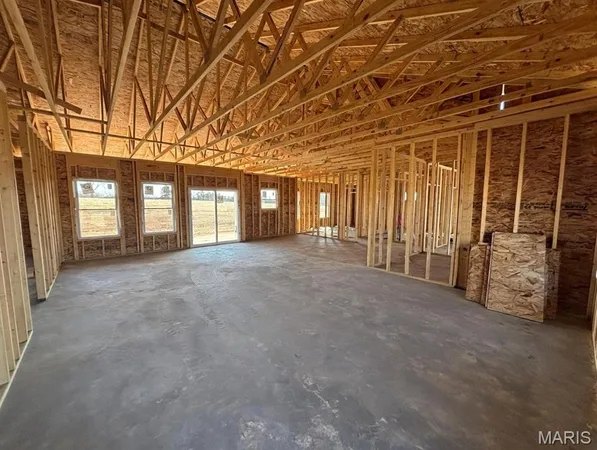 $349,000 | 18910 Lambeau Trail, Monroe City, MO 63456