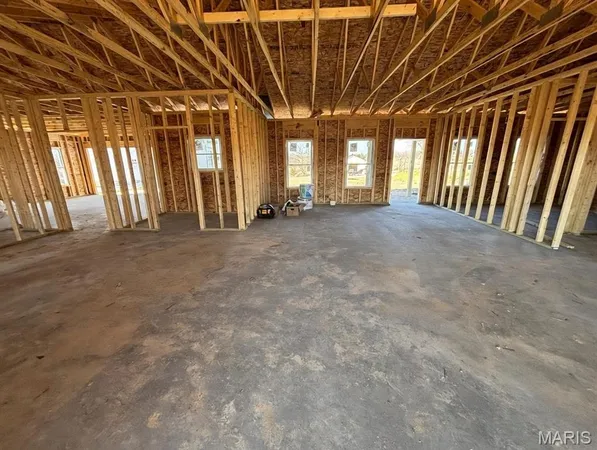 $349,000 | 18910 Lambeau Trail, Monroe City, MO 63456