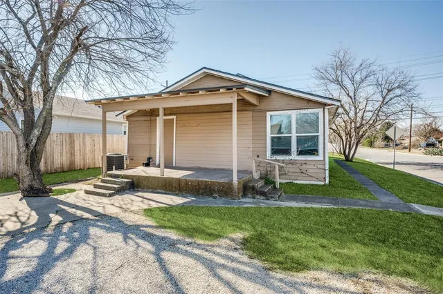 $1,875 | 701 Lakey Street, Denton, TX 76205