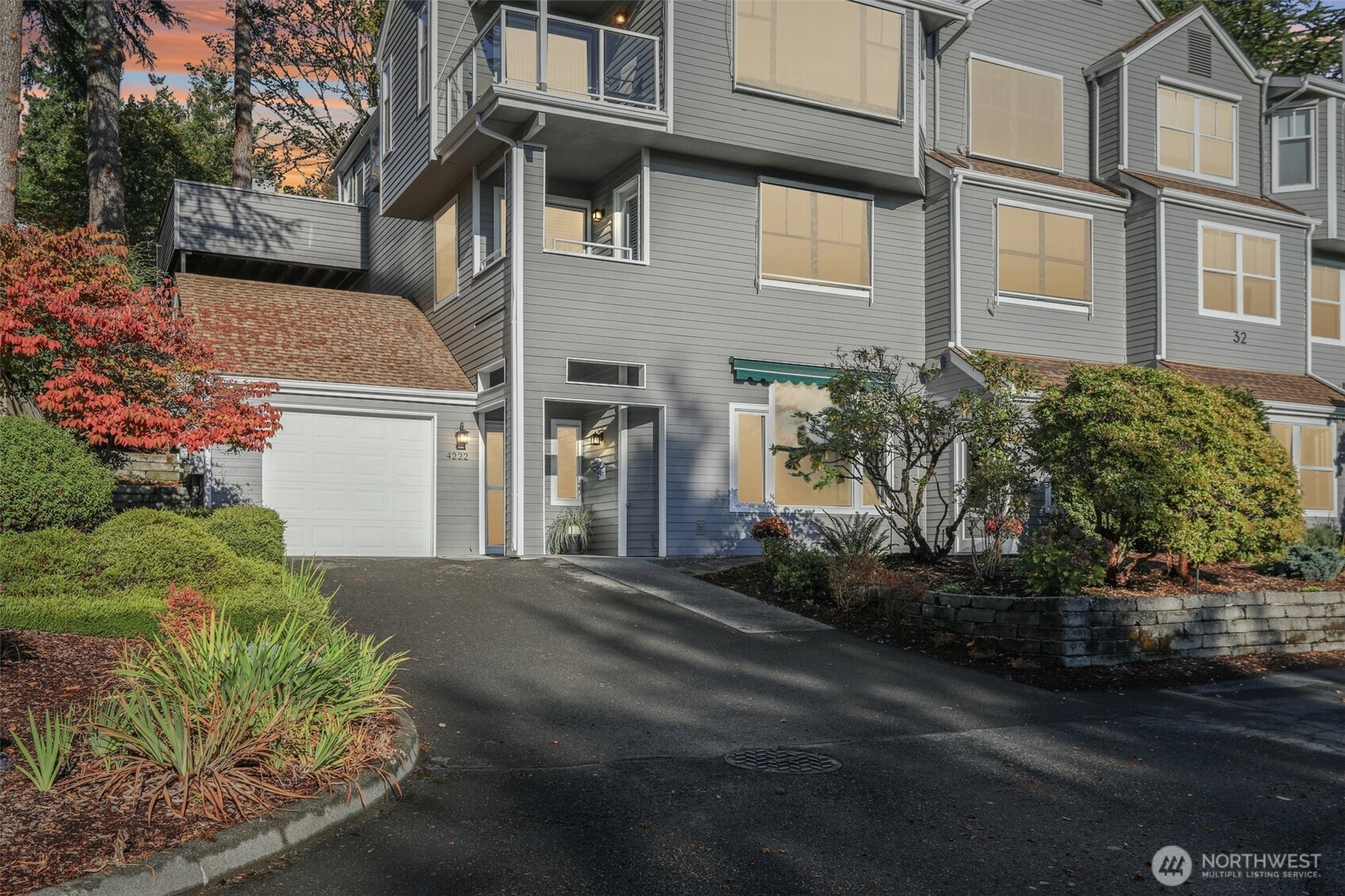 4222 221st Place Southeast, Unit 1081 Issaquah, WA 98029 - Photo 1 of 40 front view of a building