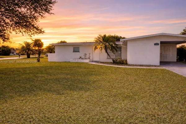 $255,000 | 1104 East Jasmine Road, Lehigh Acres, FL 33936