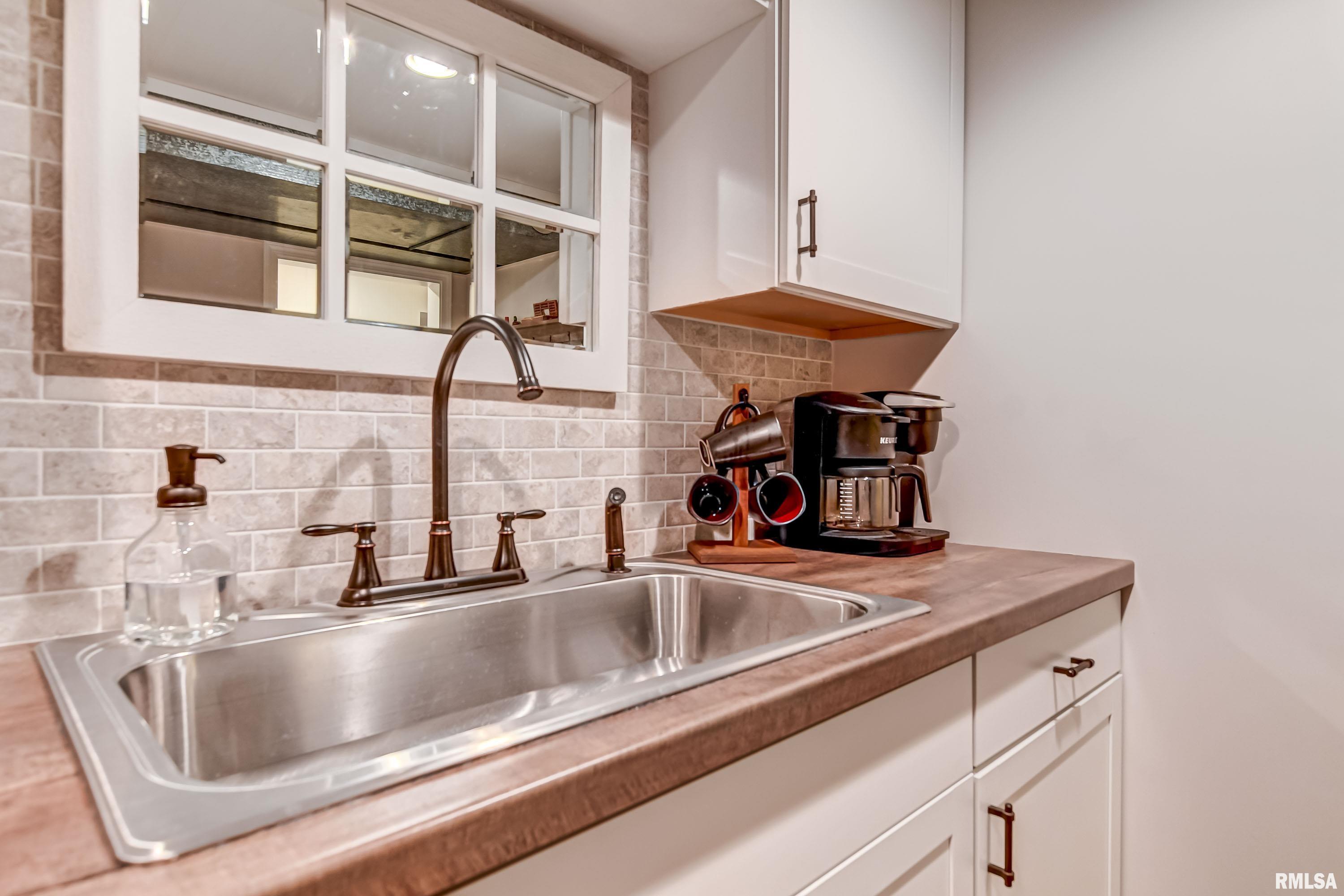 92 Delmar Drive Springfield, IL 62703 - Photo 39 of 59