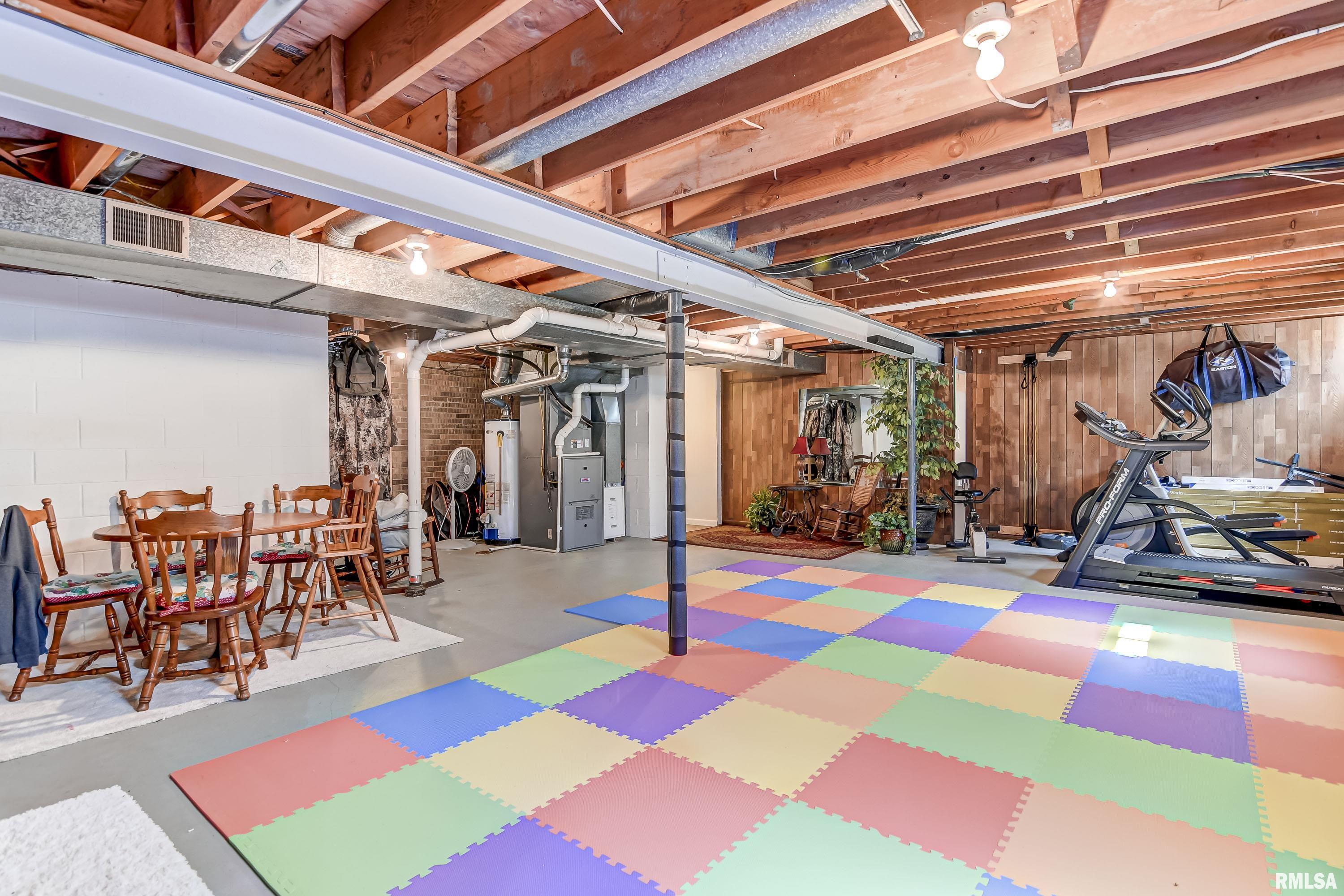 92 Delmar Drive Springfield, IL 62703 - Photo 46 of 59