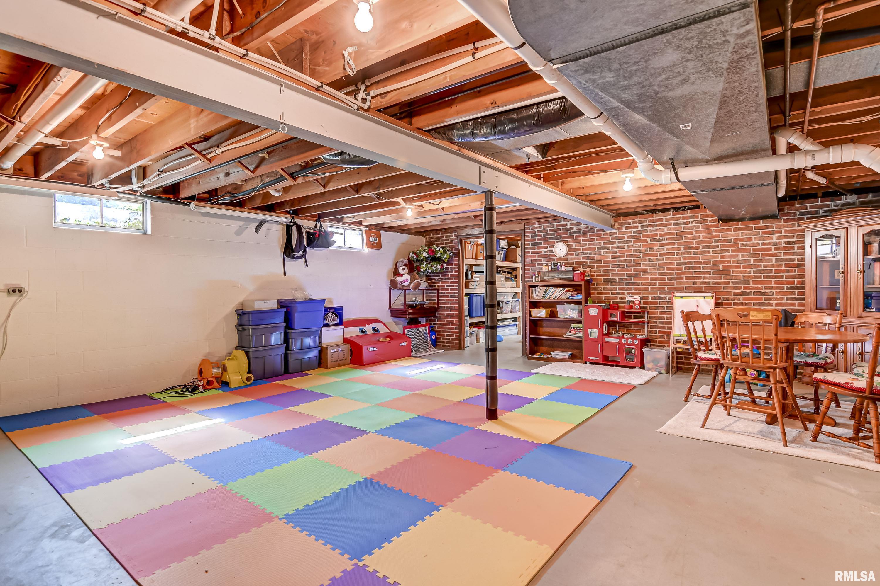 92 Delmar Drive Springfield, IL 62703 - Photo 47 of 59